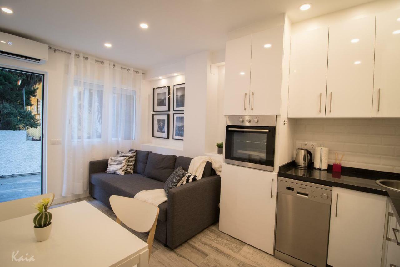 Los Cisnes II - Modern Apartment เบนัลมาเดนา ภายนอก รูปภาพ